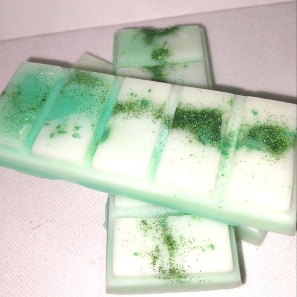 hand crafted Clover wax melt glitter bar 1pc - Picture 6 of 6